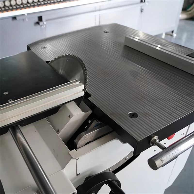 เครื่องเลื่อยวงเดือนอเนกประสงค - Woodworking Bench บทวิจารณ์และราคา